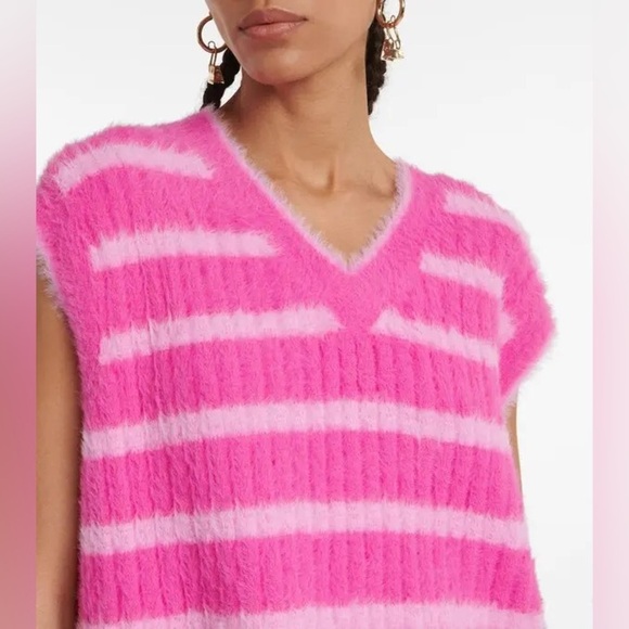 The Le Gilet Neve Sweater Vest from Jacquemus NWT - Picture 4 of 5